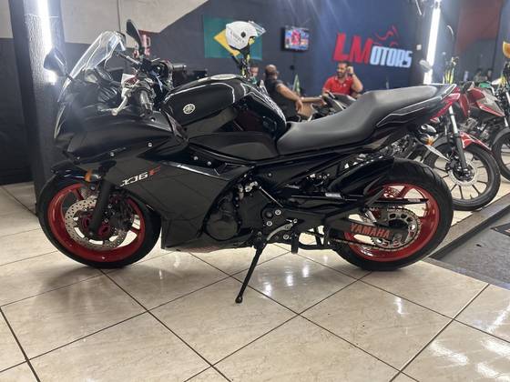 YAMAHA XJ6 F 